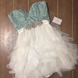 New with tags party dress