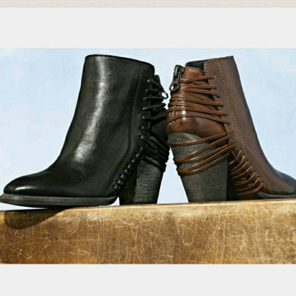 DOLCE VITA 100% PREMIUM LEATHER ANKLE BOOT