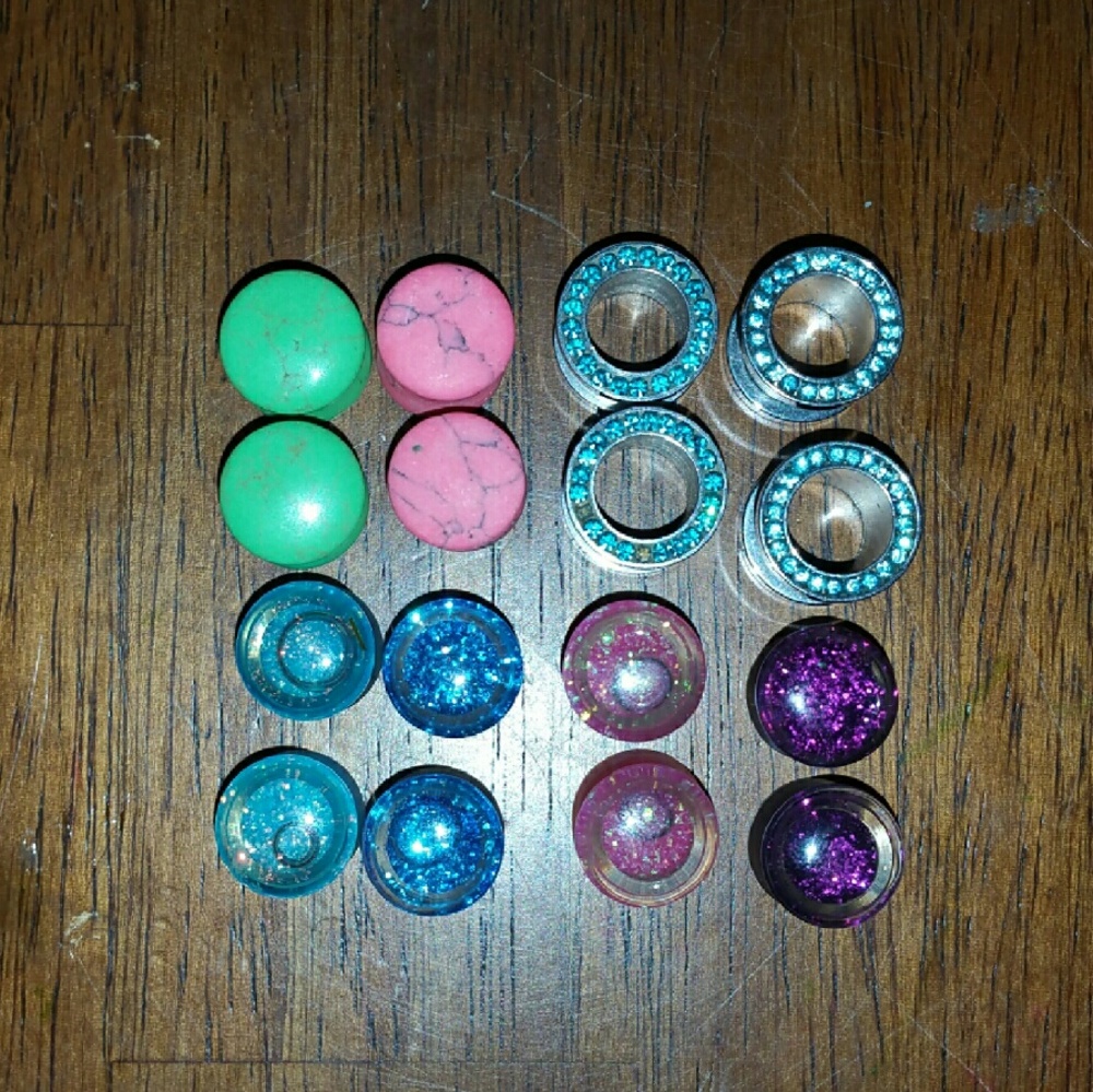 Size 00g plugs RESERVED