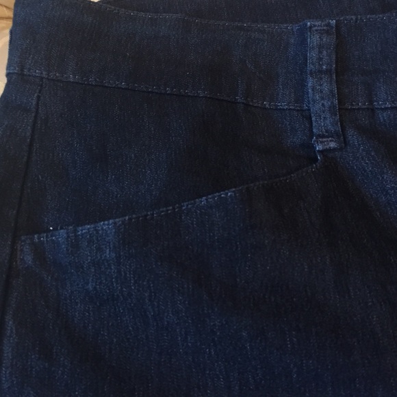 Jeans - Picture 4 of 4