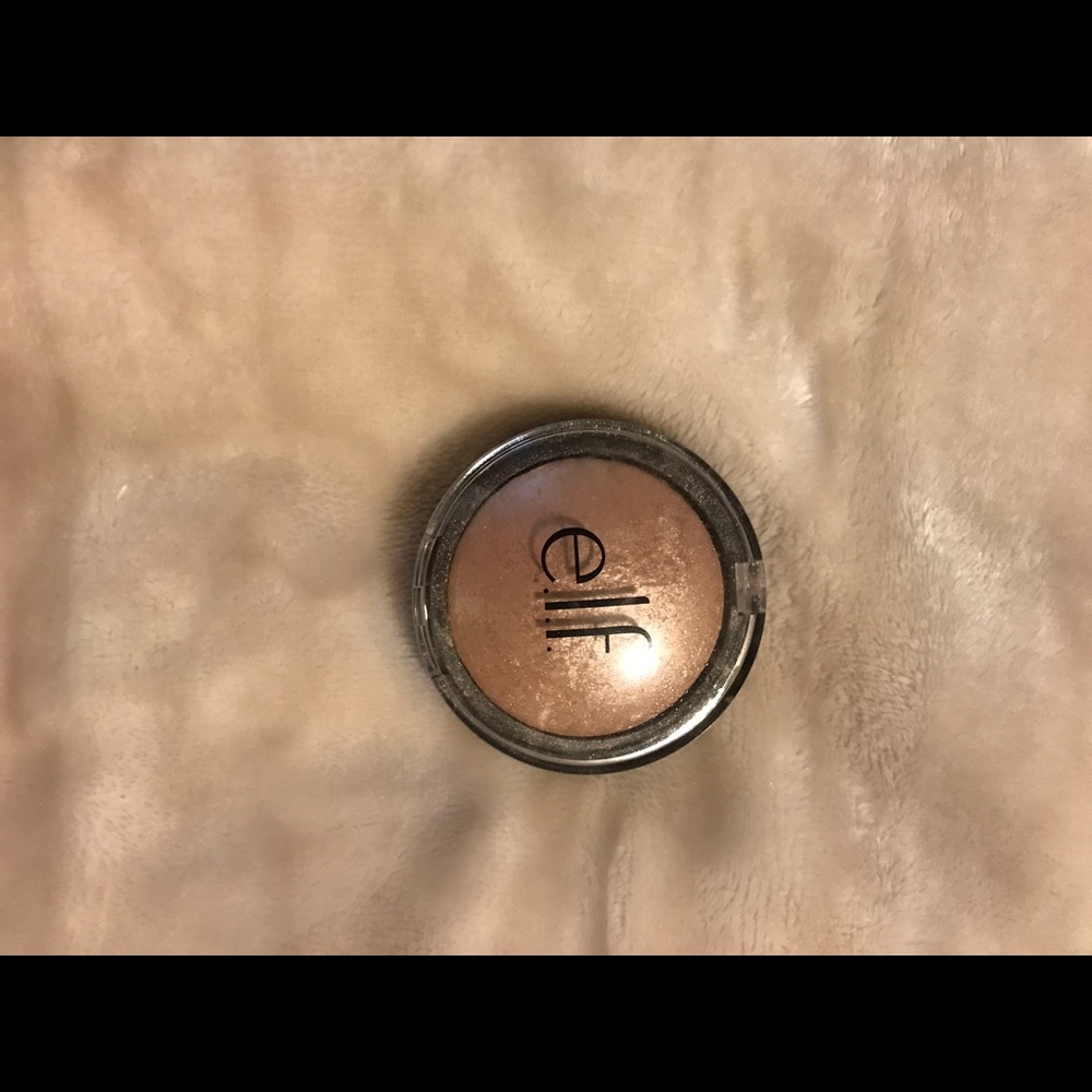 Elf highlighter in moonlight pearls