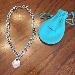 💜Authentic Tiffany & Co charm necklace💜