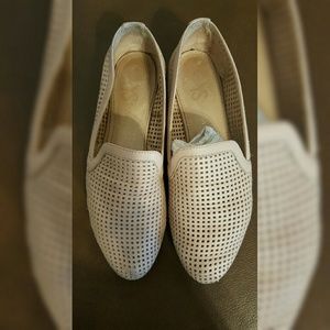 Yosi Samra leather cream nude slip on loafer flats