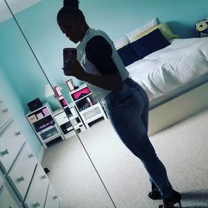 Meet your Posher, Vivian