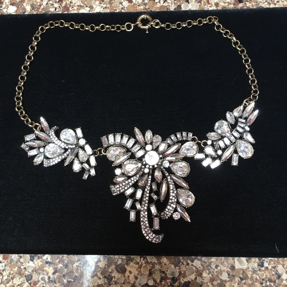 Statement rhinestone necklace
