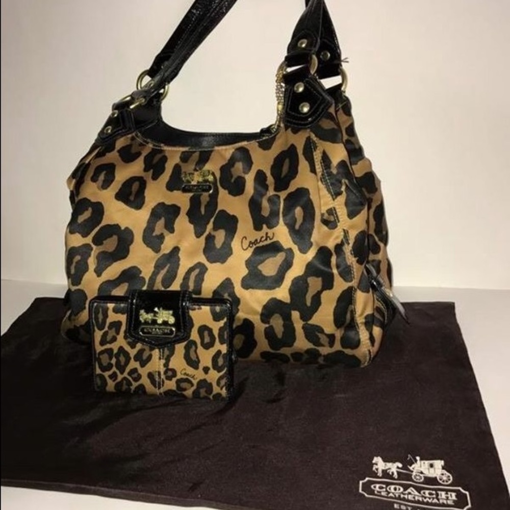 PRICE DROP! Coach Madison Shoulder Bag & Wallet