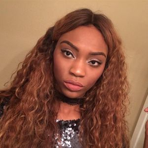 Meet your Posher, Amberly