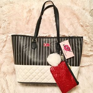 ❣Betsey Johnson bag