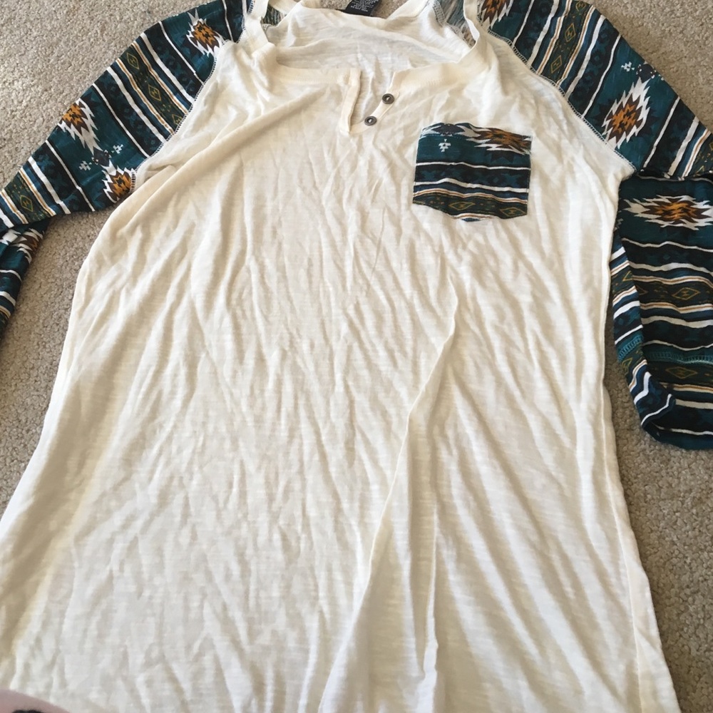 3/4 sleeve shirt