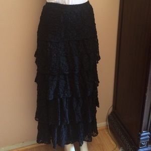 Black long skirt