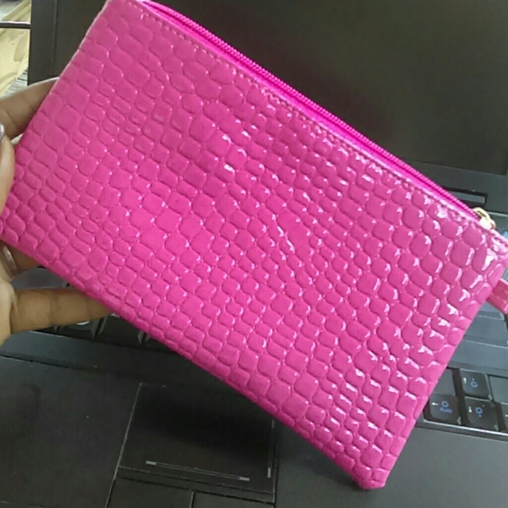 (NWOT) Pink Clutch Wallet