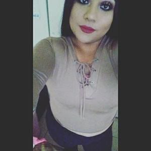 Meet your Posher, Yareli