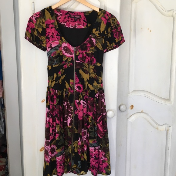 Betsey Johnson dress 🎀 - Picture 4 of 4