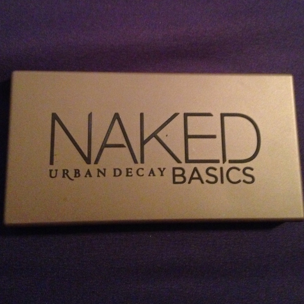 Naked Basics Eyeshadow Palette