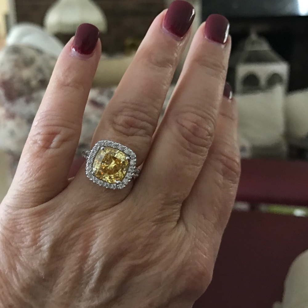 Beautiful size 5 huge CZ engagement ring