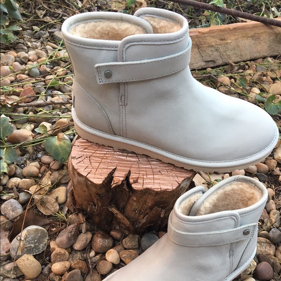 UGG Australia rella light gray moto ankle boot - Picture 7 of 8