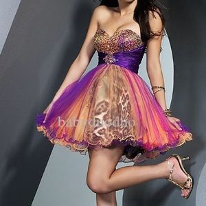 Meet your Posher, Zenobia