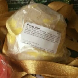 Honey Bee Bath Bomb