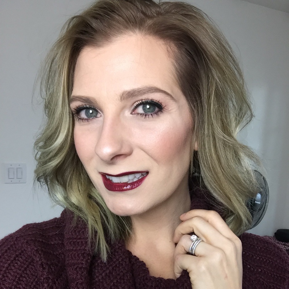 Meet your Posher, Jenn
