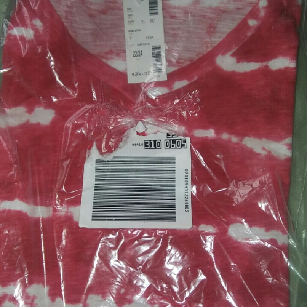 Brand New 22/24 Red Stripe shirt