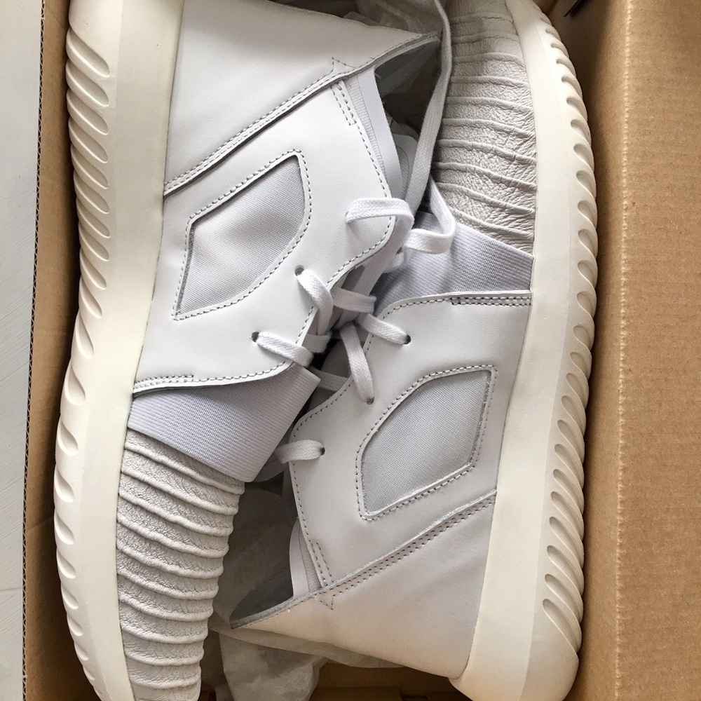 *SOLD* Tubular Defiant Adidas