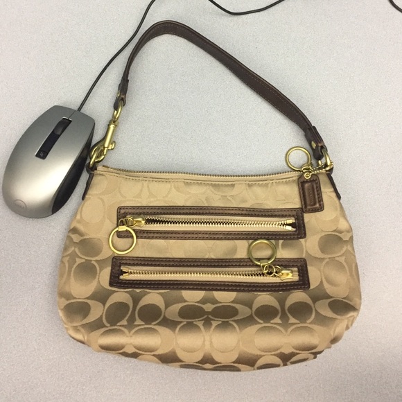 Coach purse - Picture 2 of 4