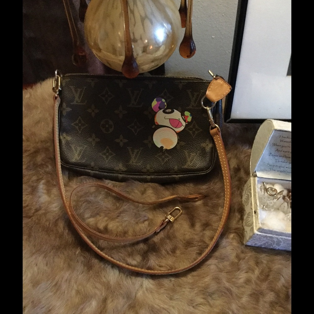 Rare Louis Vuitton Panda pouch 🎈price drop 1 day