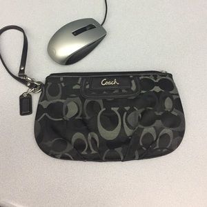 Black coach clutch