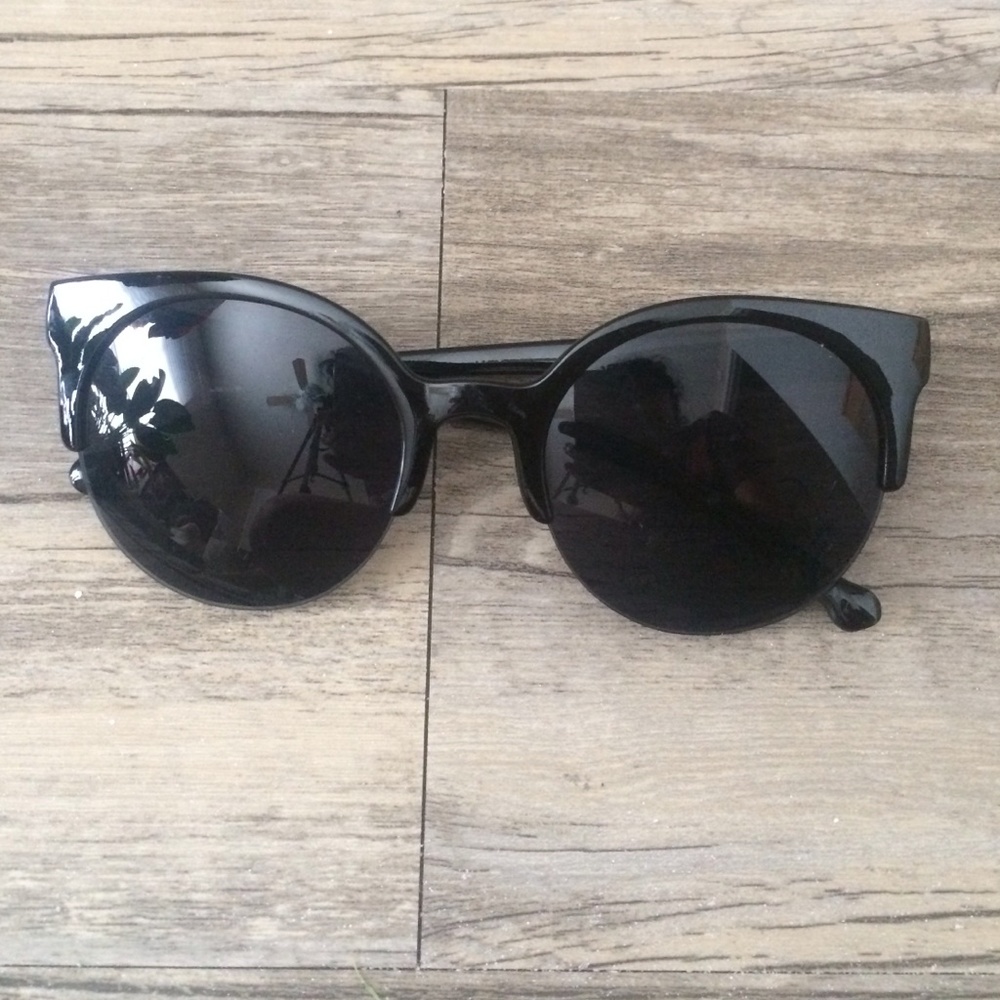 Round Cat eye sunglasses