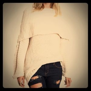 Super cute umgee shrug sweater