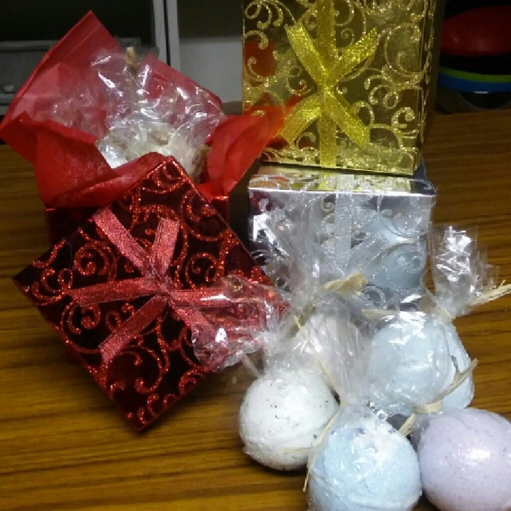 $16 Valentine's Box!!!