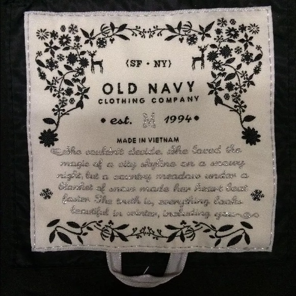 SOLD Old Navy Black Quilted Puffer Jacket Junior's - Picture 3 of 4