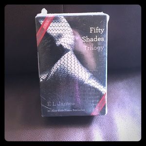 Fifty shades trilogy (New)