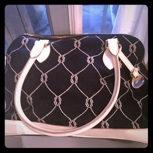 Dooney & Bourke bag
