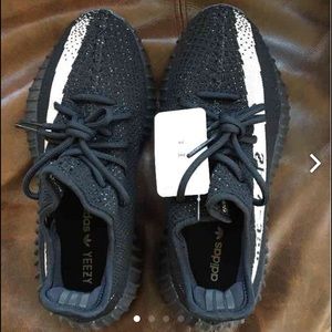 Yeezy Boost 350 V2s