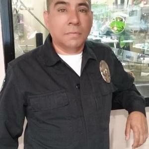 Meet your Posher, Gonzalez