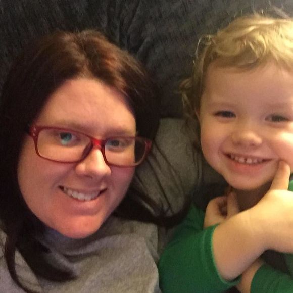 Meet your Posher, Amy - Picture 2 of 2