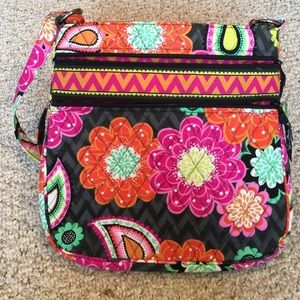 VERA BRADLEY CROSSBODY AND IPHONE CASE