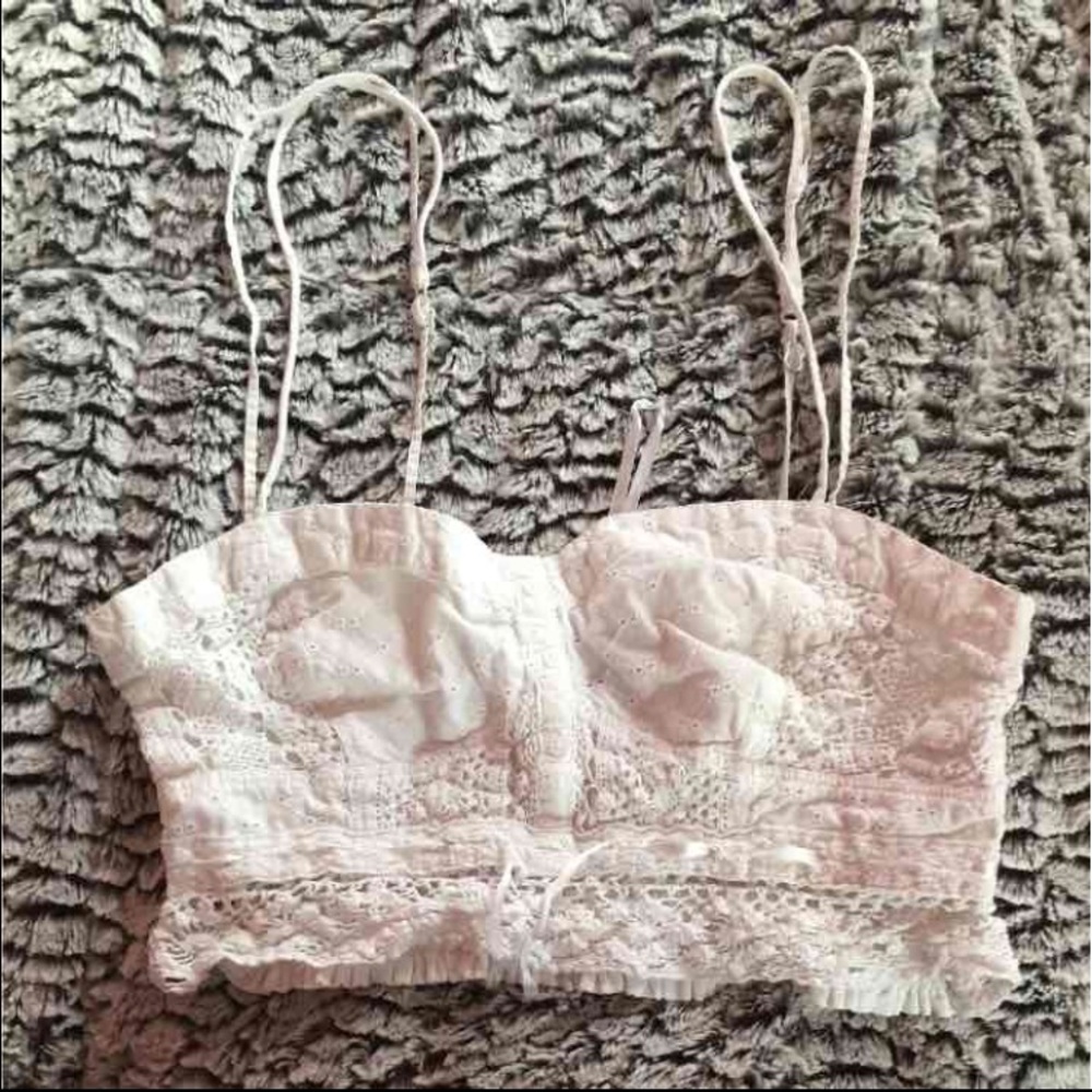 American Eagle Crop Top