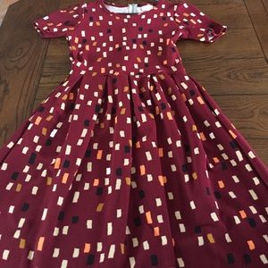 Small LulaRoe Amelia