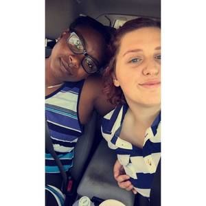 Meet your Posher, Savannah