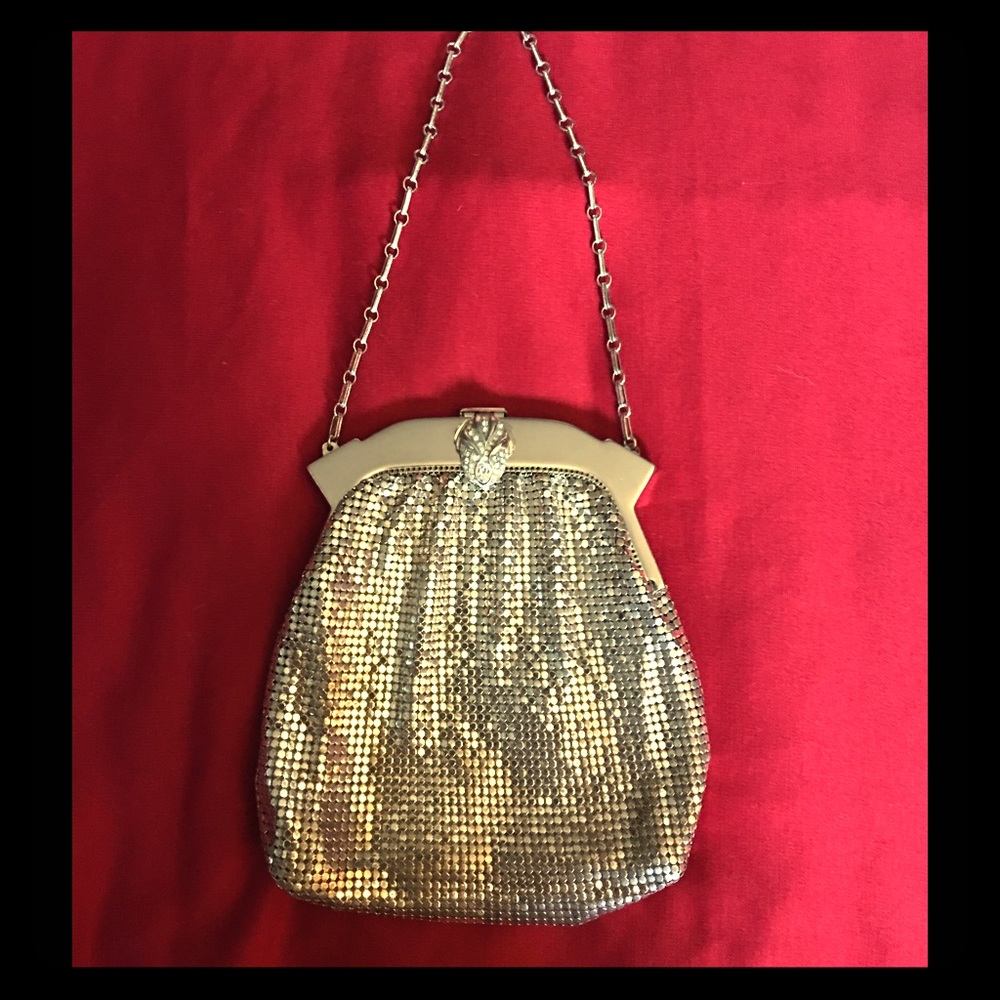 VTG 🪩Gorgeous Silver Mesh Rhinestone Purse 🪩