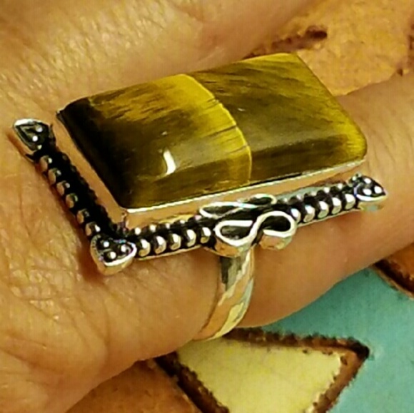 Jewelry - YELLOW TIGER EYE RING "STUNNING"