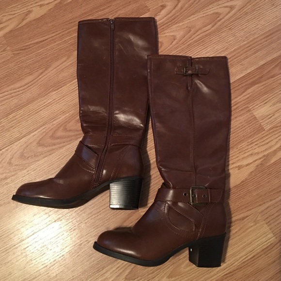 Brown Vegan Leather Boots - Picture 2 of 3