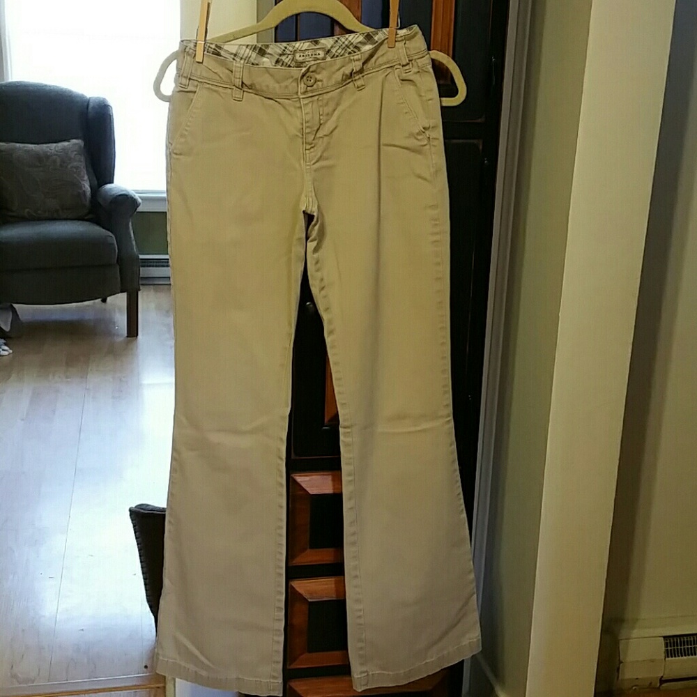 Arizona khaki pants. 3 Long (125)