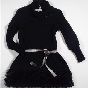 Loredana t-neck belted dress with faux fur trim.