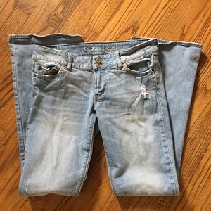 American Eagle Artist Jean