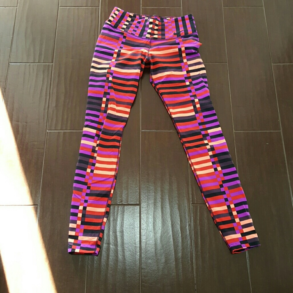 Nike workout leggings