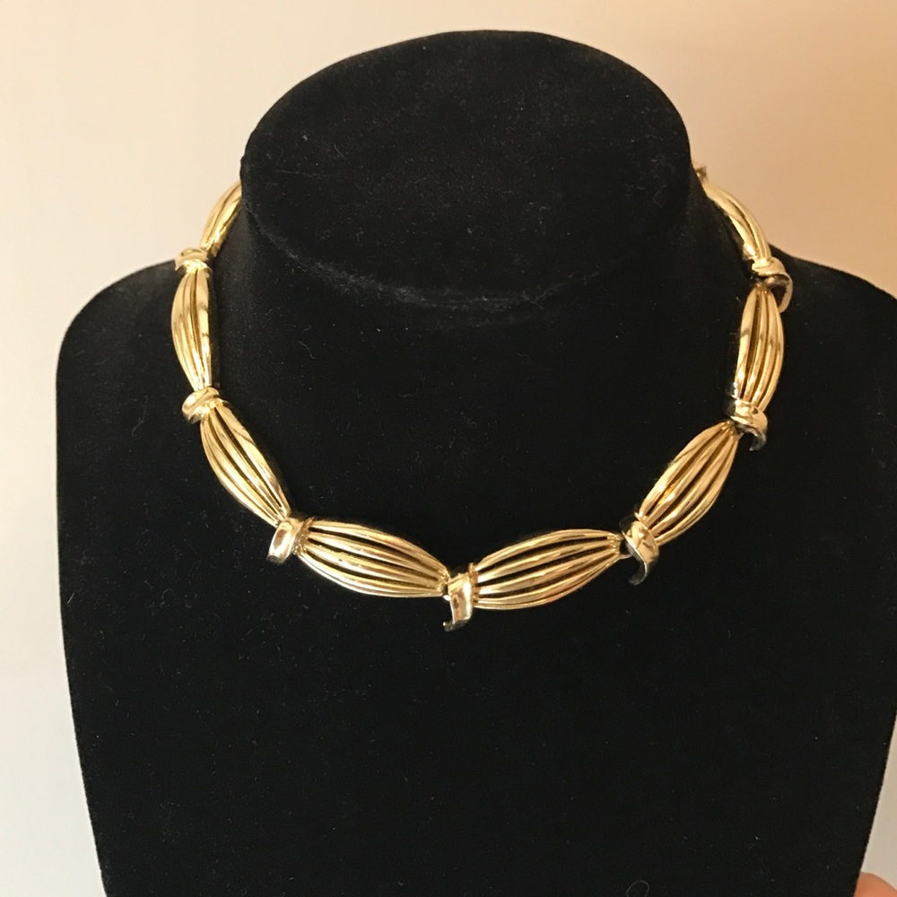 Lisner vintage choker