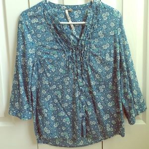 Lauren Conrad blue flowered shirt
